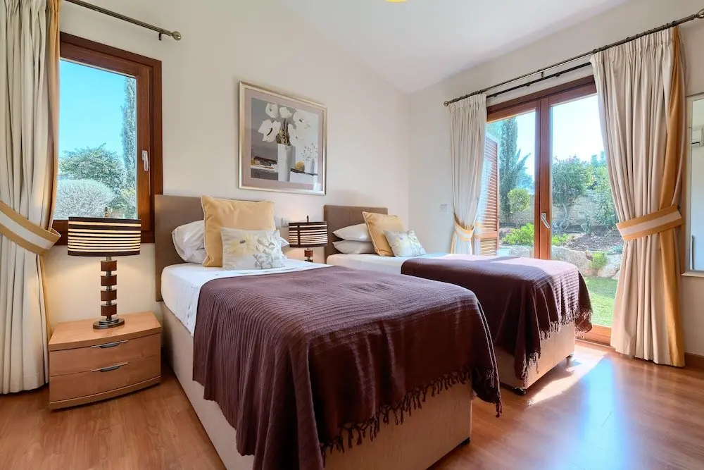 Куклия: Three bedroom Villa Lara (11) with 10x5m private pool, within walking distance to resort village square. Resort facilities. Aphrodite Hills Resort.