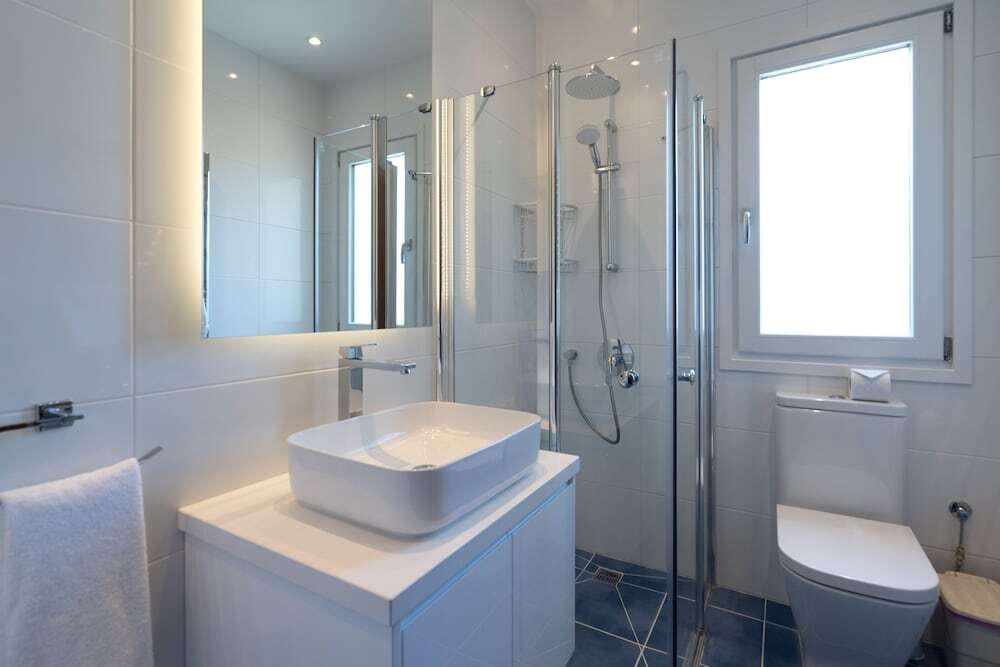 Куклия: Three bedroom Villa Lara (11) with 10x5m private pool, within walking distance to resort village square. Resort facilities. Aphrodite Hills Resort.