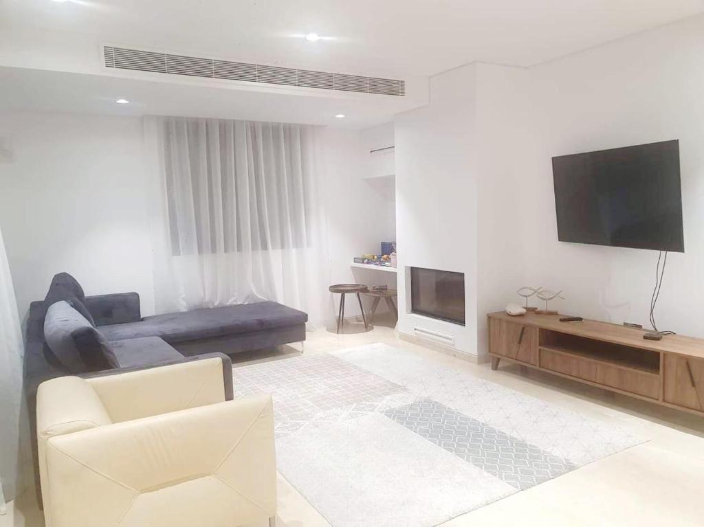 Пейя: Holiday 6 Bedroom Luxury Villa