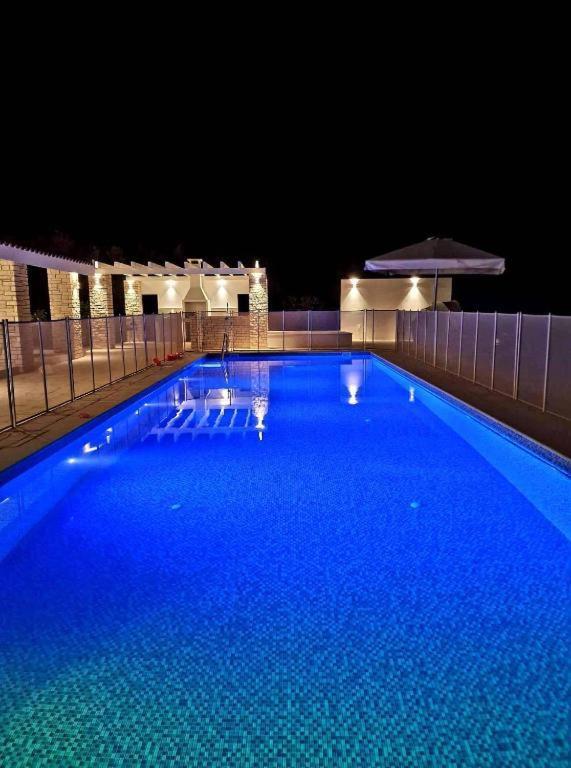 Пейя: Holiday 6 Bedroom Luxury Villa