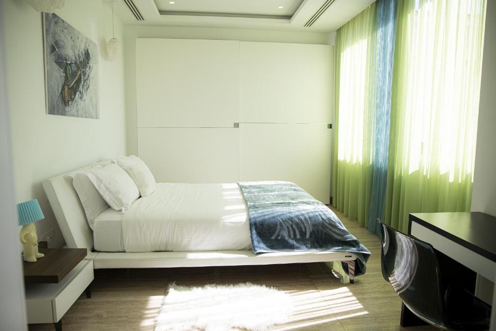 Ларнака: Salt Lake Deluxe Villa