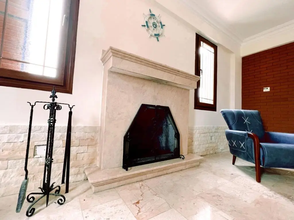 Никосия: Separate Villa With Pool and Garden in Lefkosa