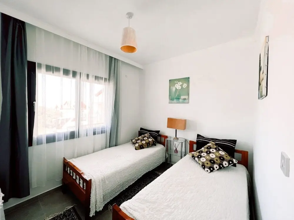 Алсанджак: Convenient Sea View Flat in Central Kyrenia