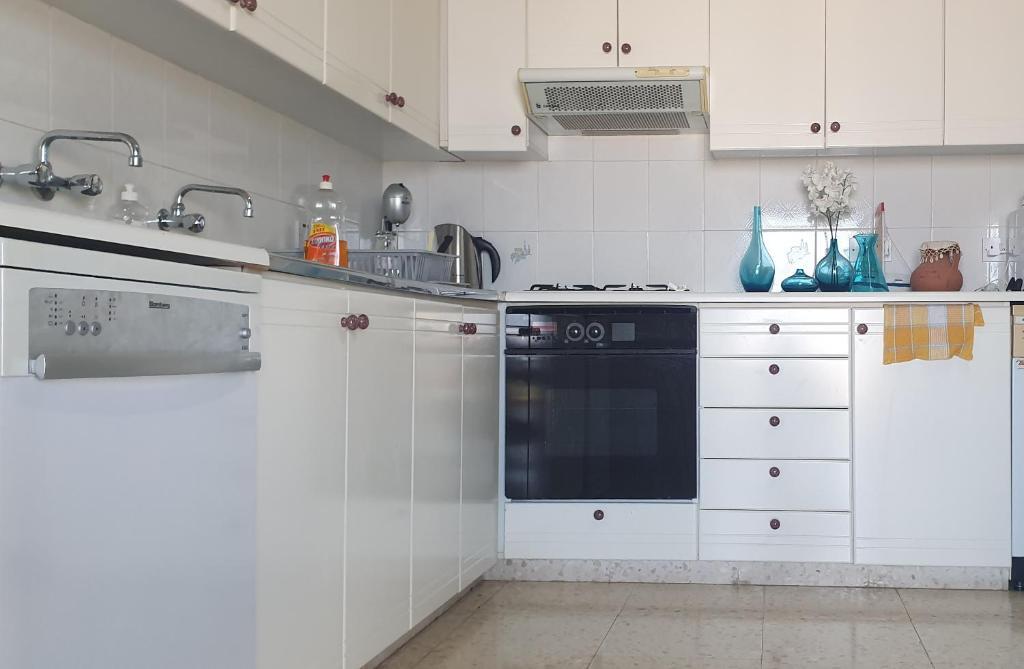 Паралимни: Retire holiday apartment