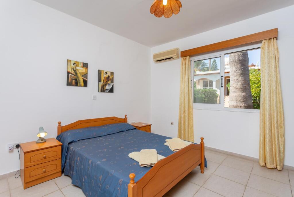 Пейя: Villa Athina