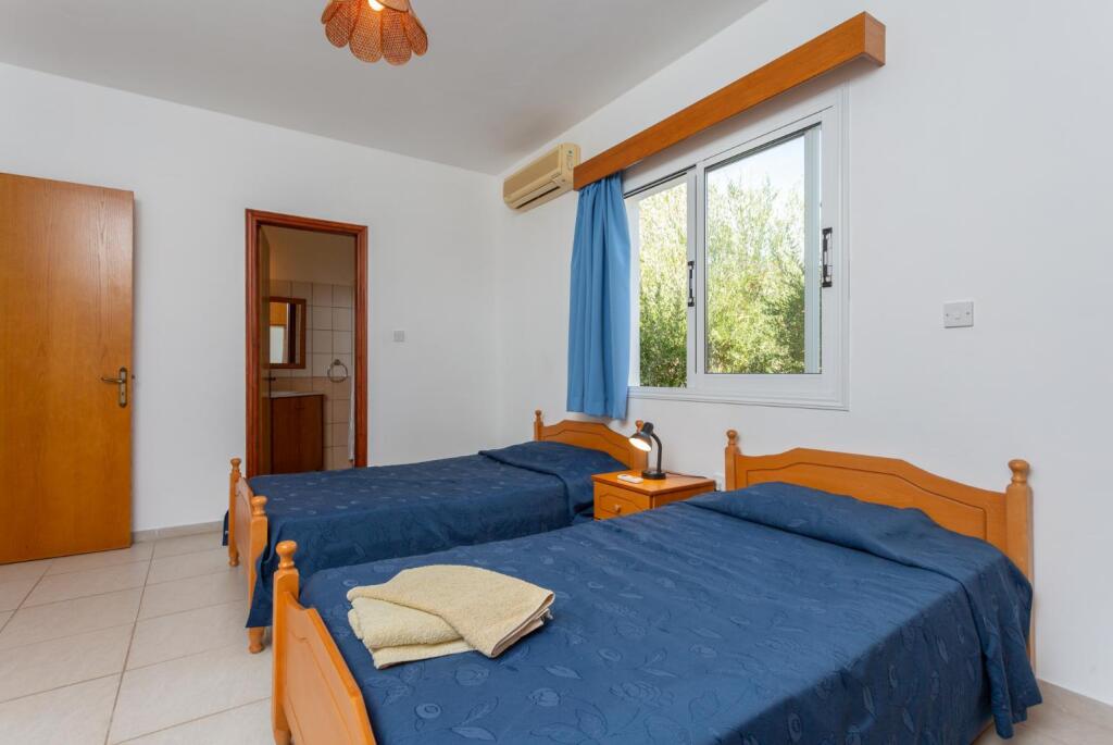 Пейя: Villa Athina