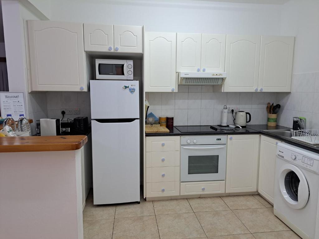 Пафос: Paradise Gardens II Anastasia Apartment