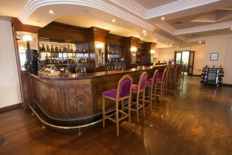 Кирения: Dome Hotel & Casino