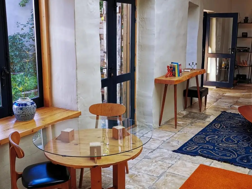 Лимассол: The Cabrio House- Unique CITY CENTER loft with Garden