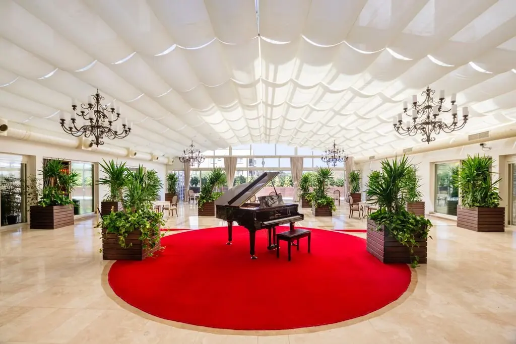 Кирения: Отель Grand Pasha Kyrenia