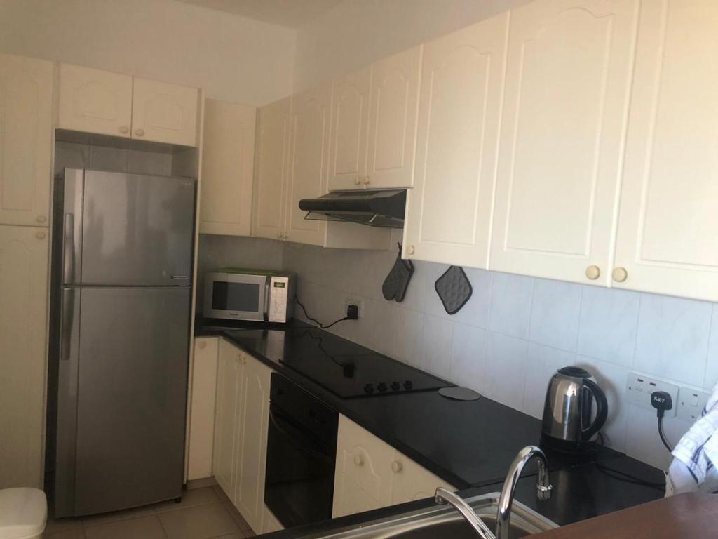 Пафос: Stylish 2 bedroom apartment with seaviews in King's Palace