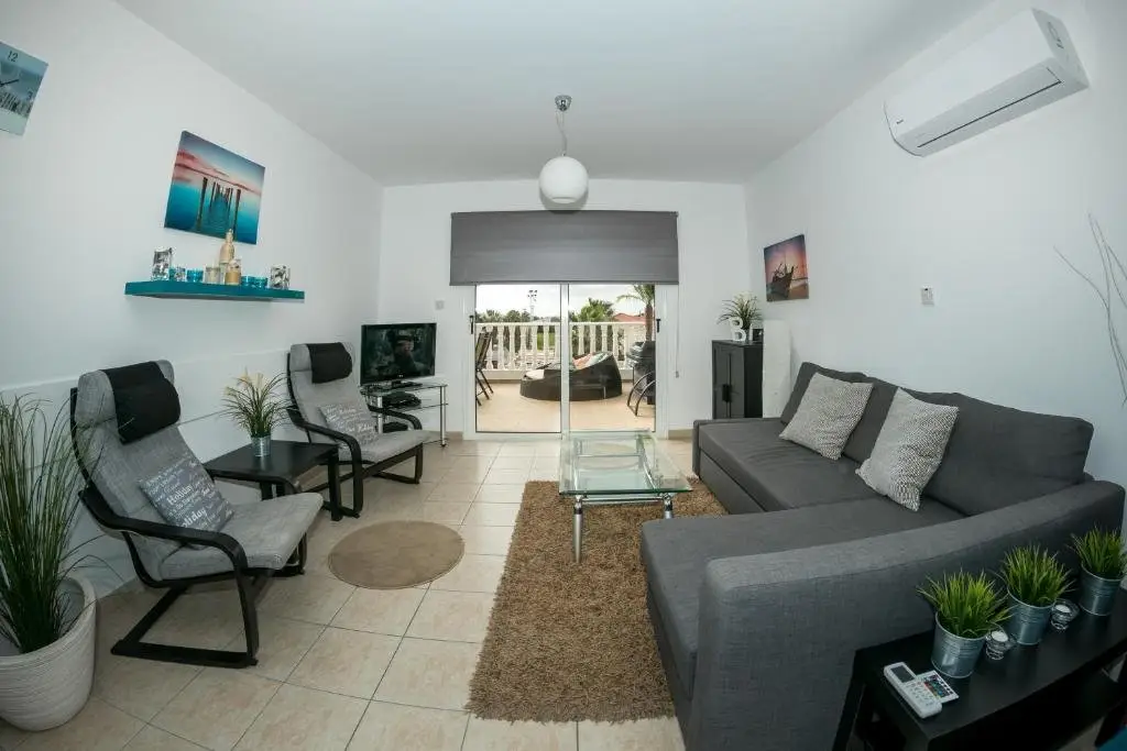 Айя-Напа: Paradi Nissi Golden Sands Apartment