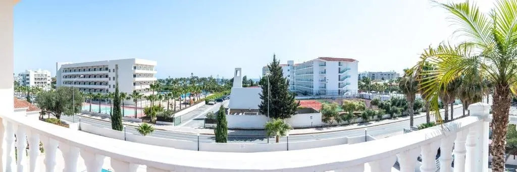 Айя-Напа: Paradi Nissi Golden Sands Apartment