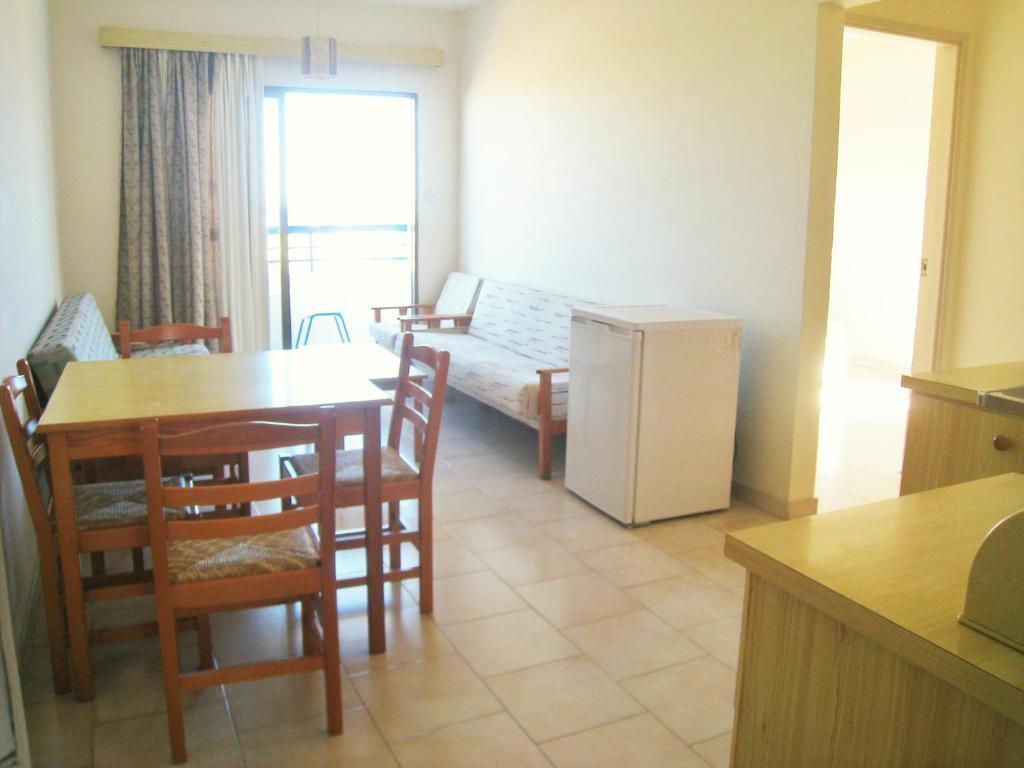 Протарас: Maouris Apartments