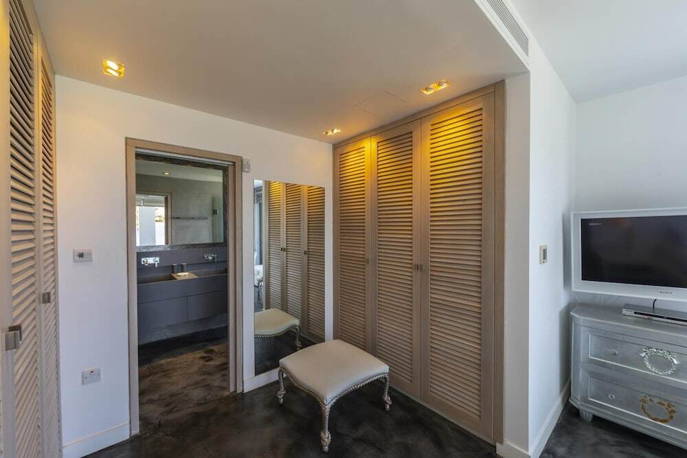 Протарас: Beachfront Dream Villa
