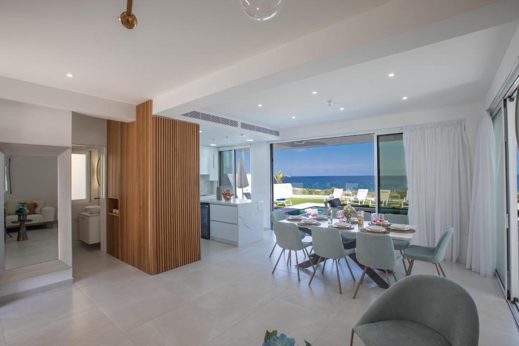 Протарас: Artizan Seafront Villa 5