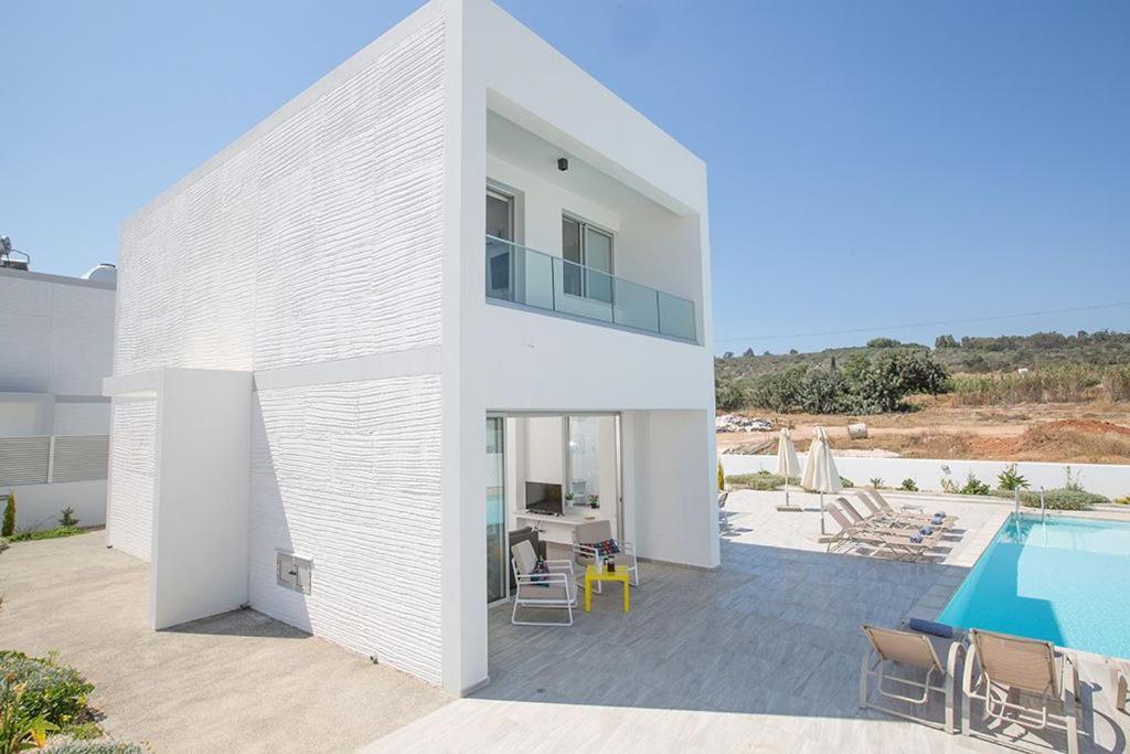 Villa Ochosto Eos - Luxury 5 Bedroom Protaras Villa with Private Pool - Close to the Beach — фото 1