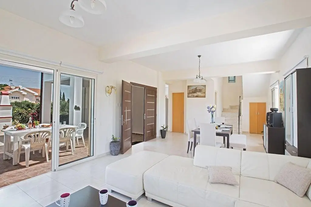 Протарас: Villa Akefalo - Beautiful 3 Bedroom Protaras Villa with Private Pool - Close to Amenities