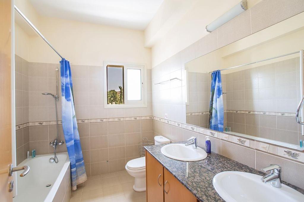 Протарас: Villa Akefalo - Beautiful 3 Bedroom Protaras Villa with Private Pool - Close to Amenities