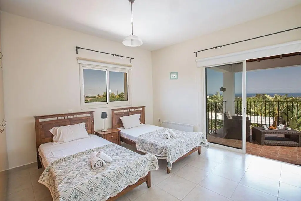 Протарас: Villa Akefalo - Beautiful 3 Bedroom Protaras Villa with Private Pool - Close to Amenities