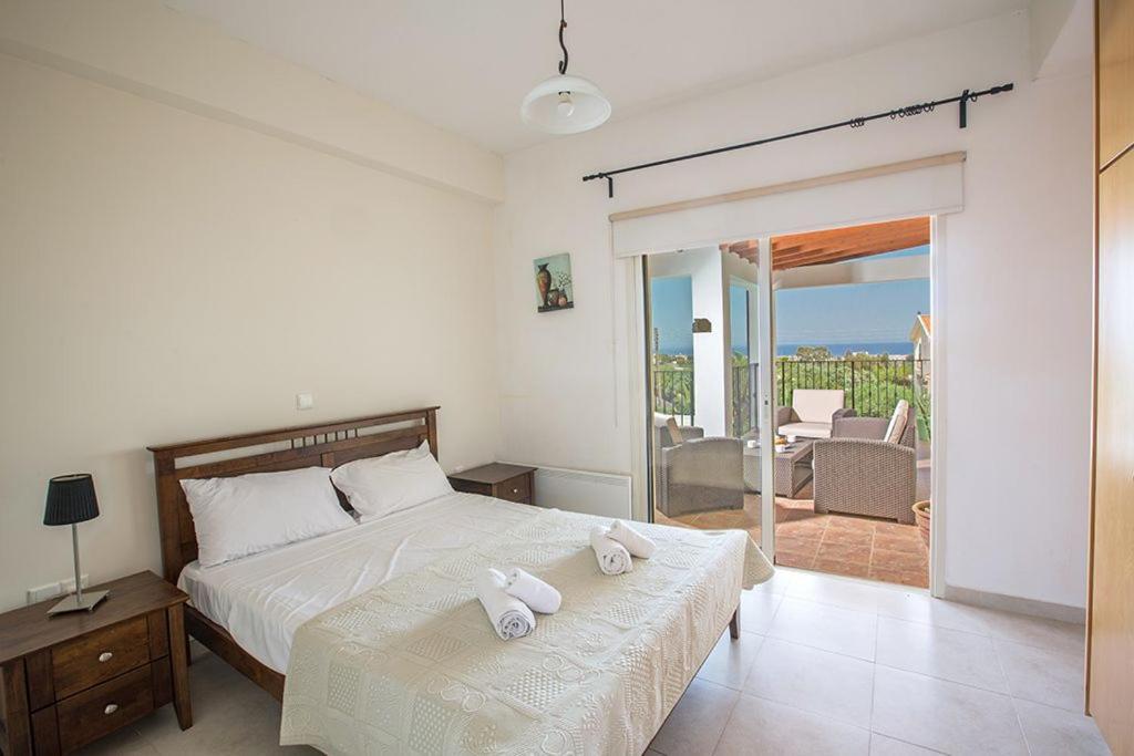 Протарас: Villa Akefalo - Beautiful 3 Bedroom Protaras Villa with Private Pool - Close to Amenities