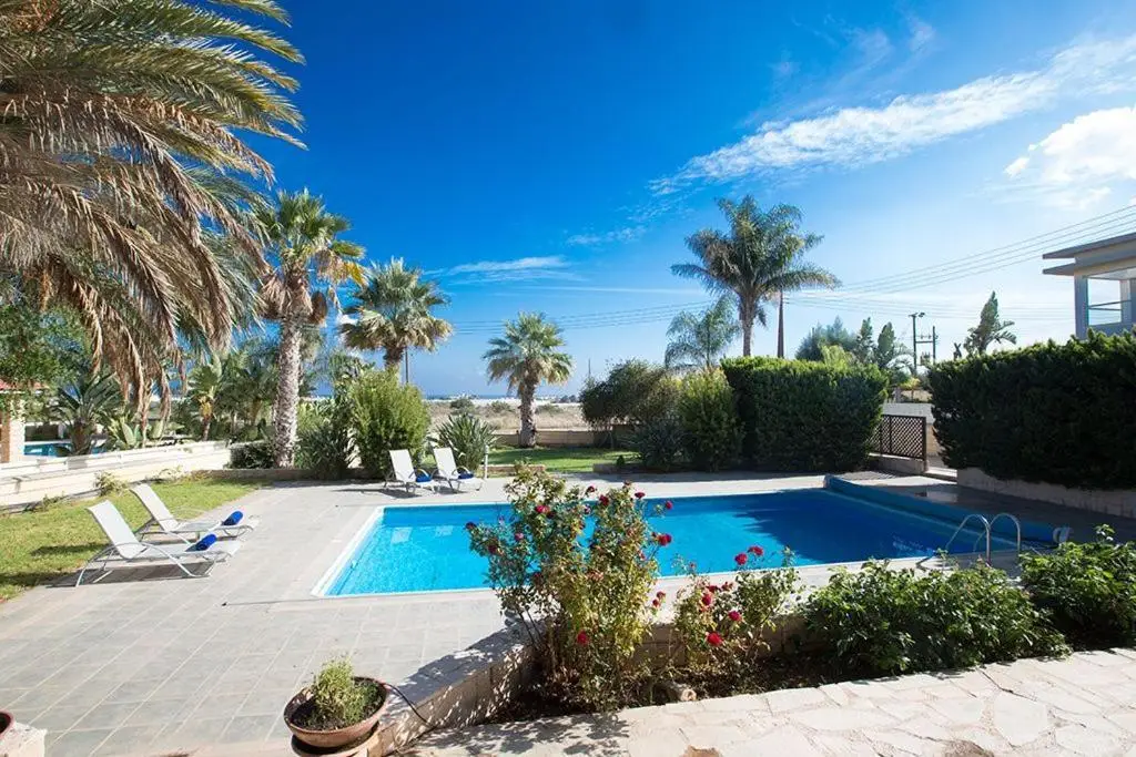 Villa Matronas Titan - Stunning 5 Bedroom Protaras Villa with Private Pool - Close to the Beach — фото 1
