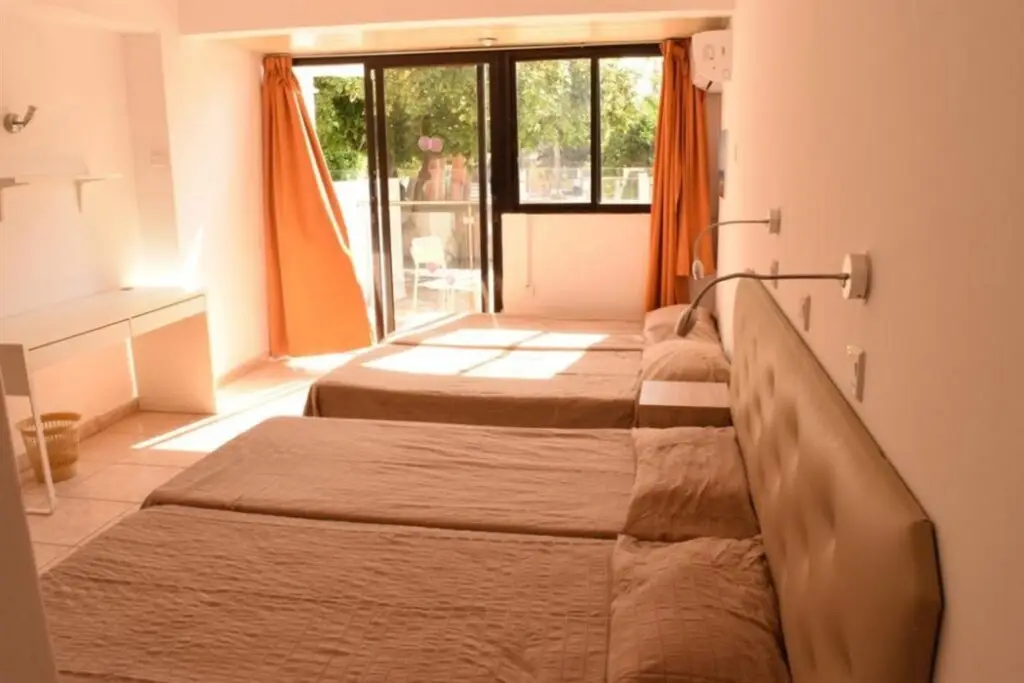 Айя-Напа: Pambos Napa Rocks / Katalina Apartments