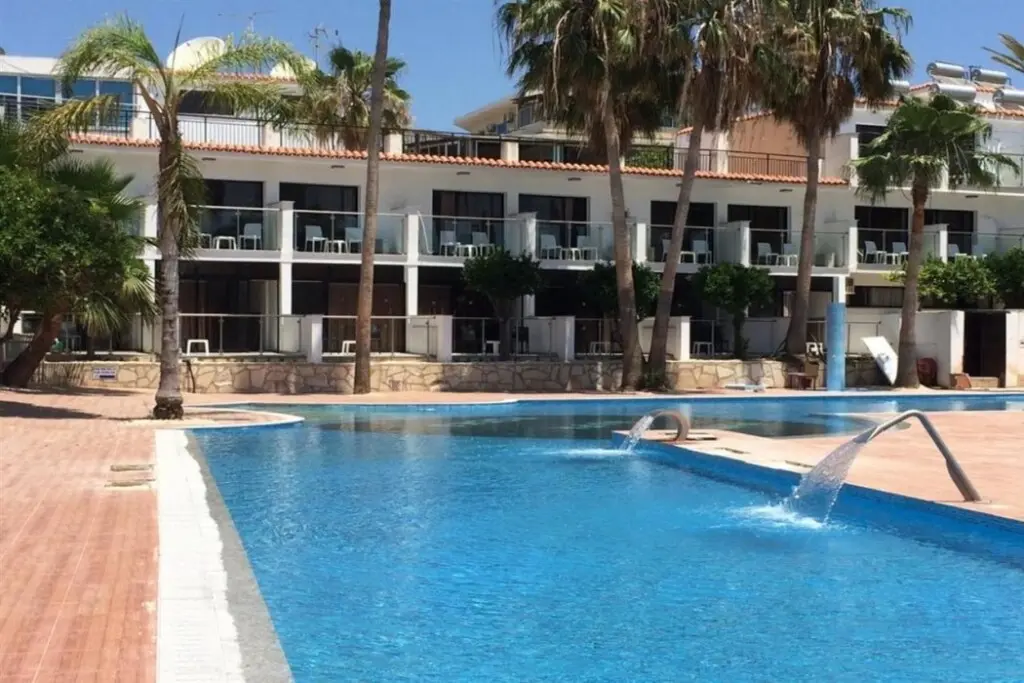 Айя-Напа: Pambos Napa Rocks / Katalina Apartments