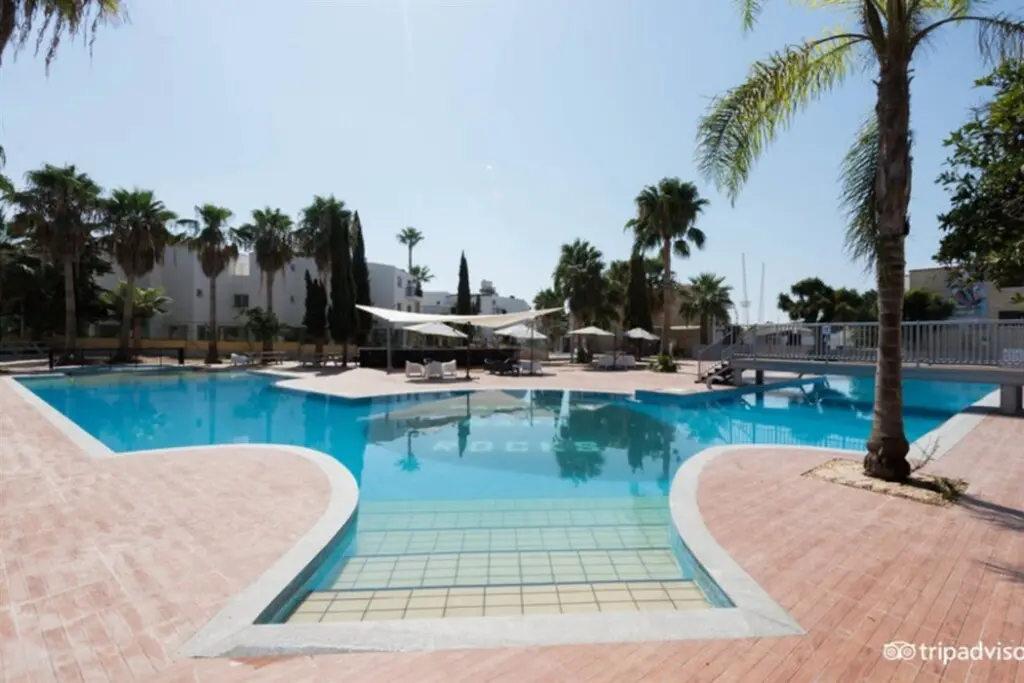 Айя-Напа: Pambos Napa Rocks / Katalina Apartments