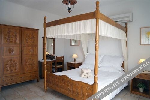 Пейя: Lithos Holiday Villas