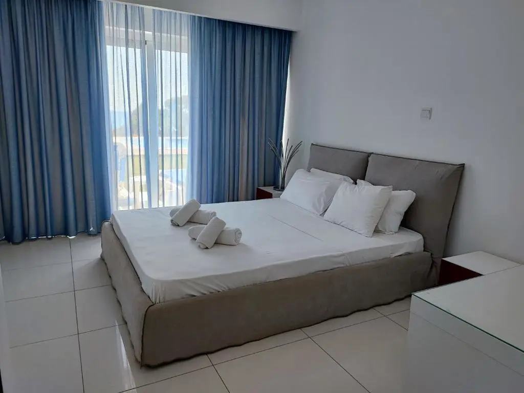 Протарас: Ocean Suites Luxury Apartments