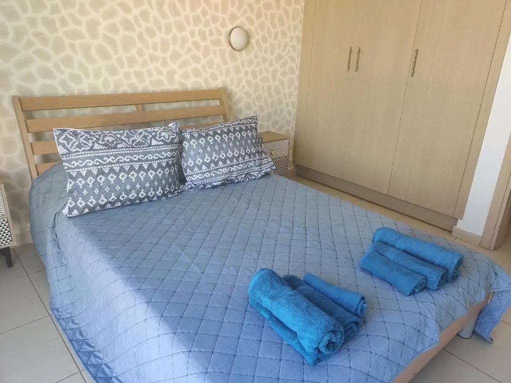 Протарас: 1 bedroom Flat steps from Da Costa Bay, Protaras with wifi