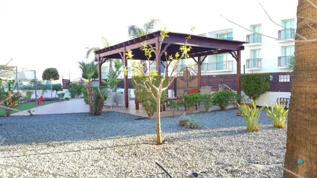 New Beautiful Sea View 2 Bdrm Flat With Pool! — фото 1