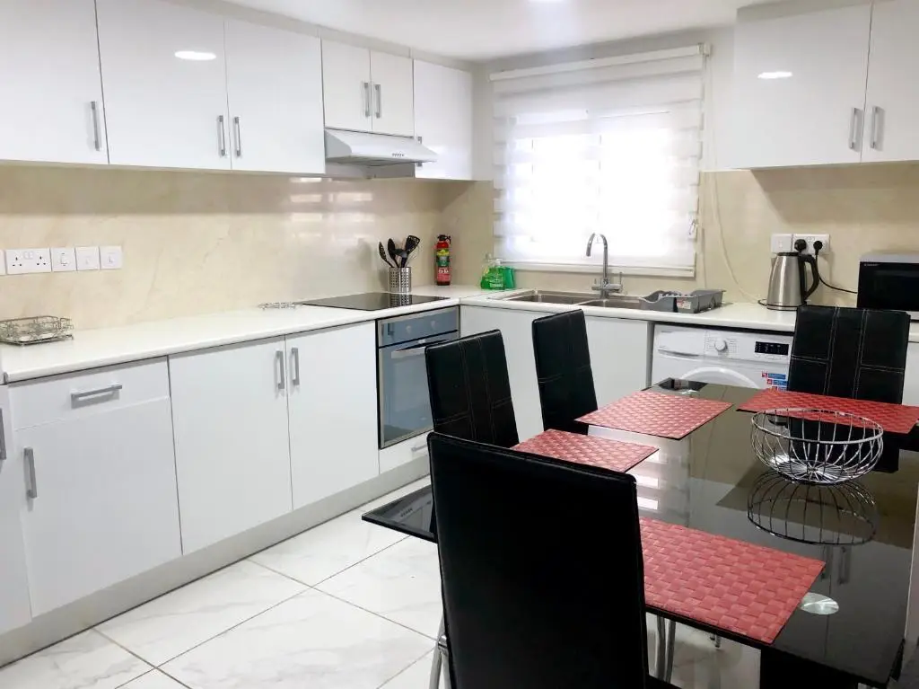 Гермасойя: Seafront - 2 Bedroom Modern
