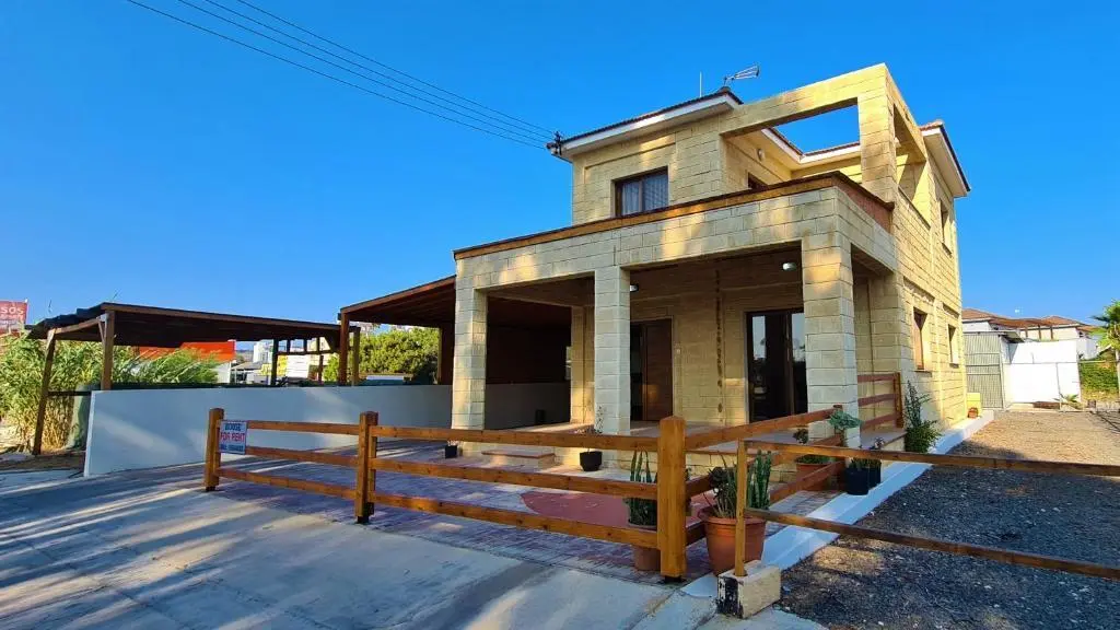 Айя-Напа: Stay Pernera House in Ayia Napa