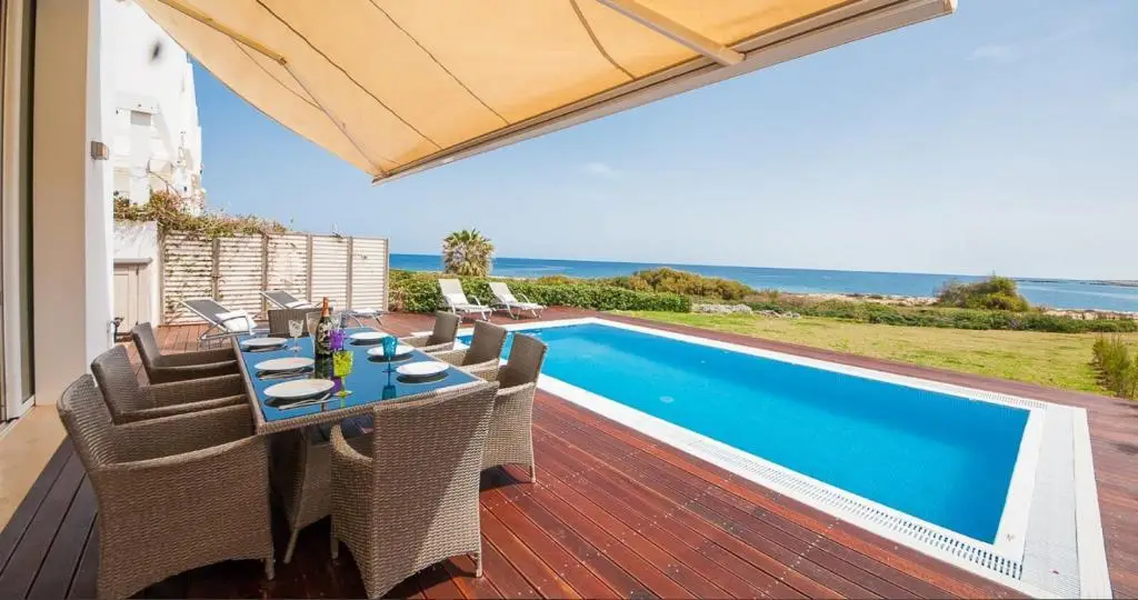 Протарас: Luxury Bay View Villa 20 Right On Τhe Beach