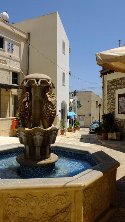 Писсури: Horizon Pissouri Bay 1 bedroom apartment with communal pool