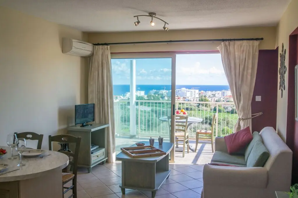 Протарас: Monte Elias Suite
