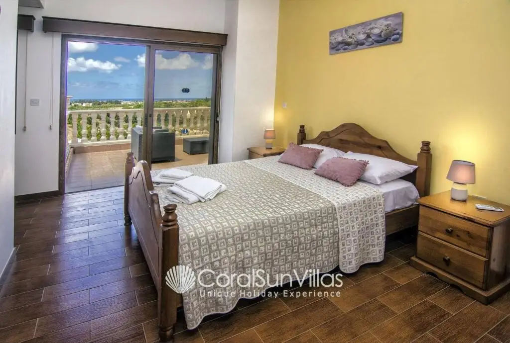 Пейя: Fabulous Villa In Coral Bay Near Beach, Amenities