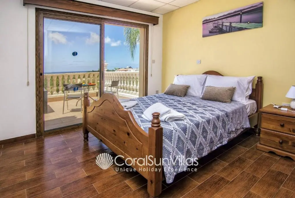 Пейя: Fabulous Villa In Coral Bay Near Beach, Amenities