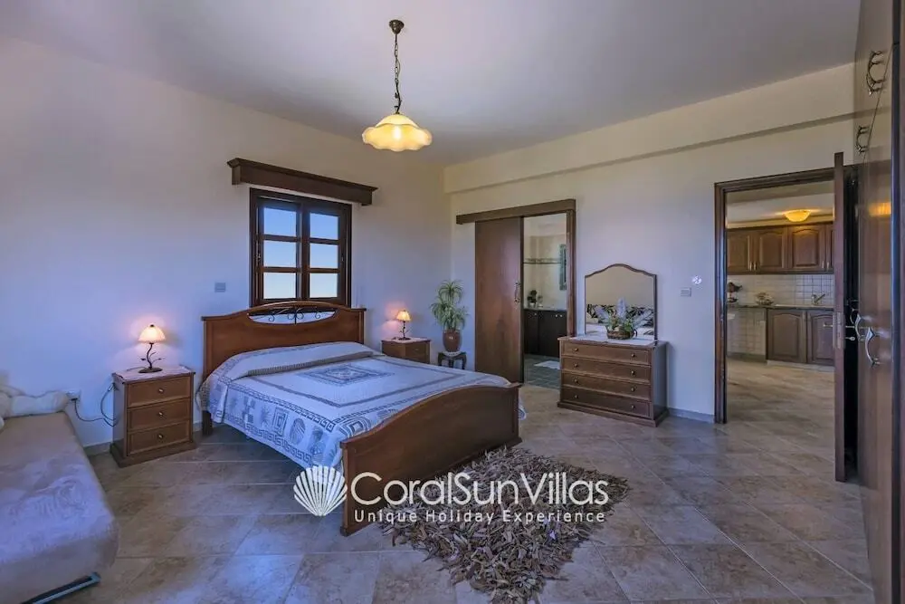 Айя-Марина Хрисохус: Away-from-it-all, Exceptional Sea Views Sleeps 10