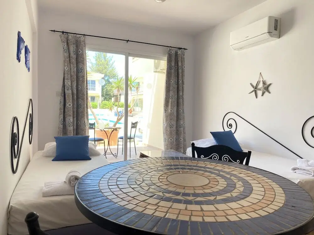 Друшиа: Nicki Resort Cozy Studio Pool View