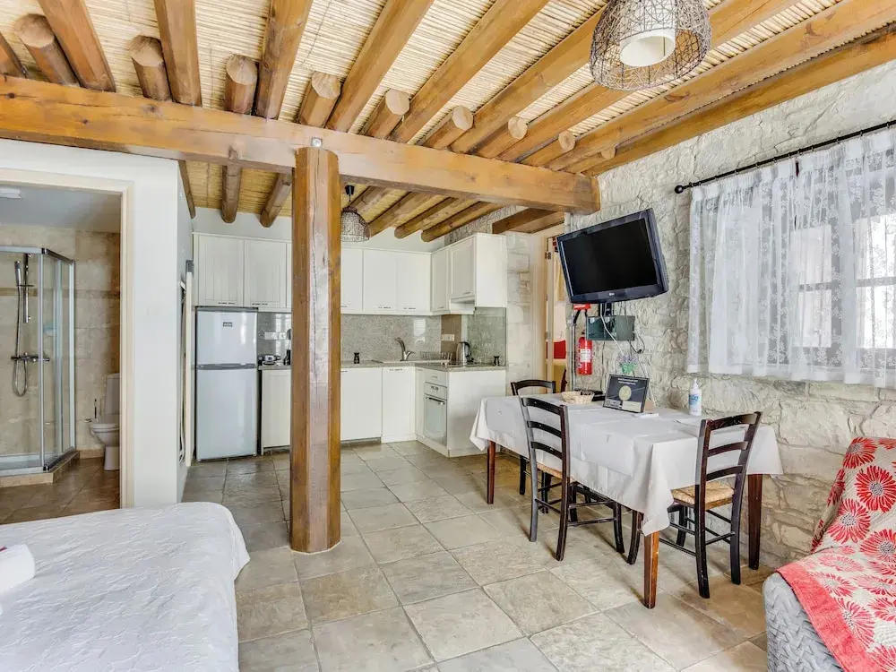 Какопетрия: Sanders Arsorama Great 1 Bdr Apt With Shared Patio