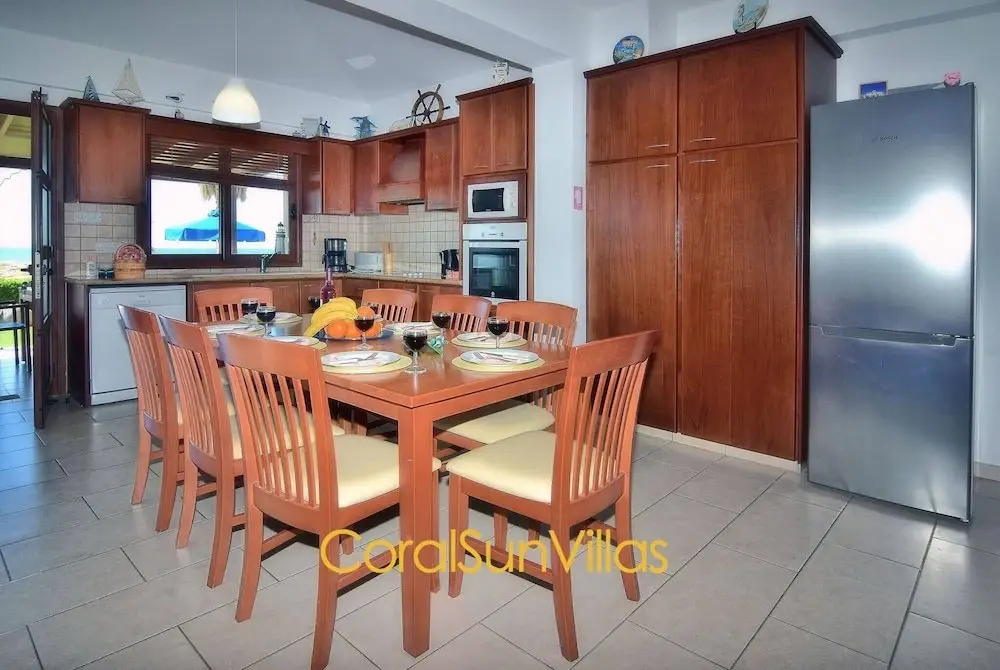 Nature - Direct To Sandy Beach, Impressive Villa, Quiet Area — фото 1