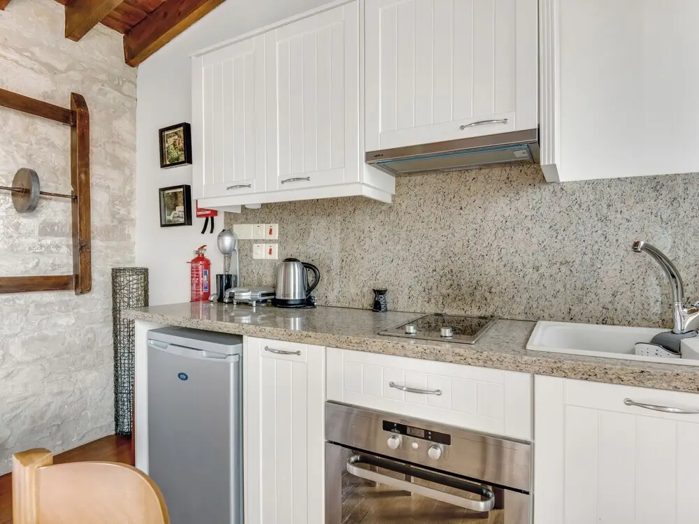 Какопетрия: Sanders Arsorama Comfy 1 Bdr Apt w Shared Patio