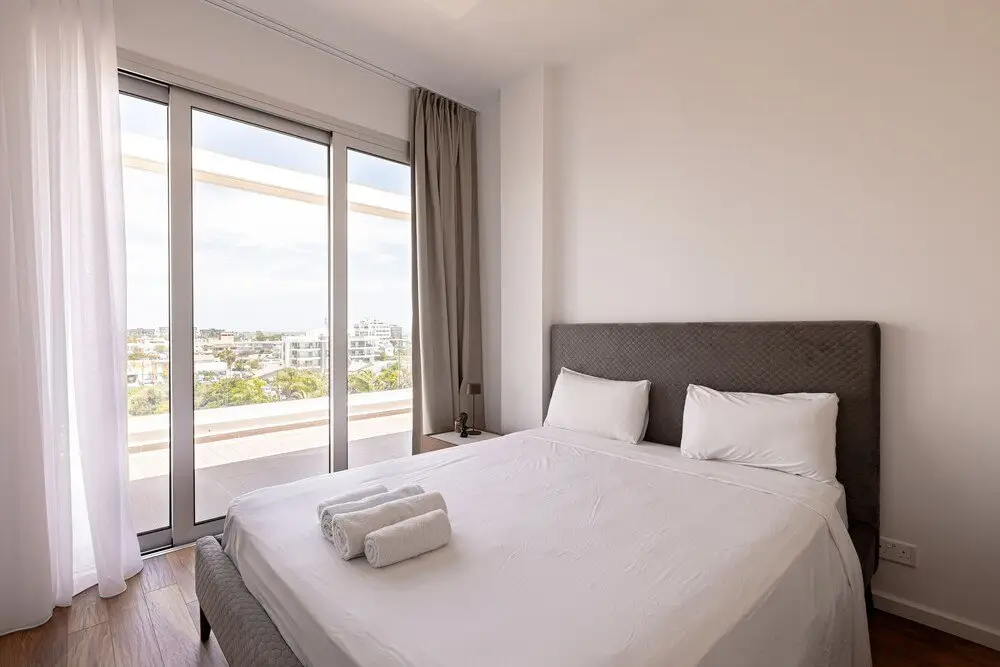 Лимассол: YAMAS Urban Living Sunny Pool Penthouse