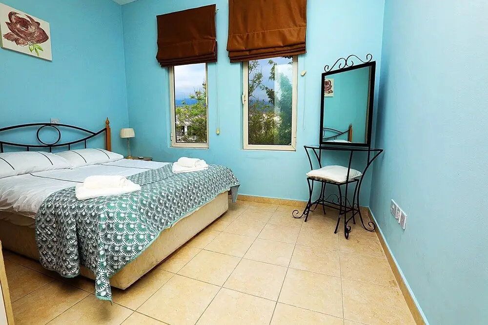 Теркедилмис: Flat w Shared Pool and Balcony in Kyrenia