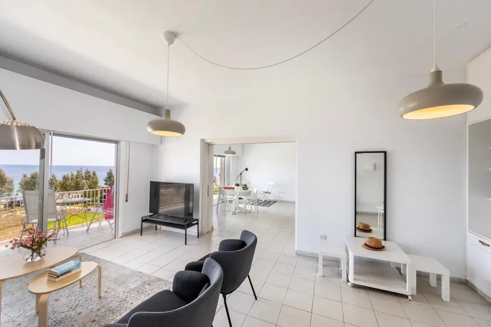 Протарас: Protaras H2O Seafront Suite