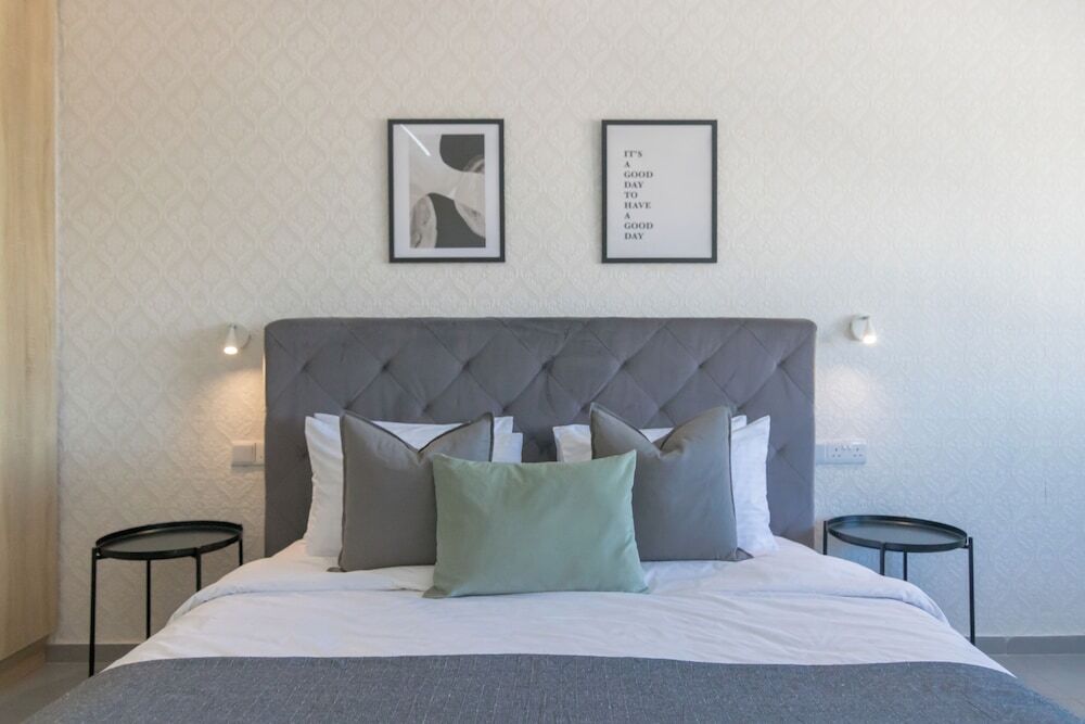 Никосия: Phaedrus Living Plateia Suite Verde