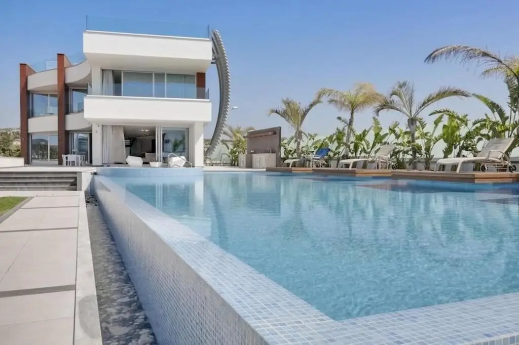 Айя-Напа: Glory Beachfront Villa